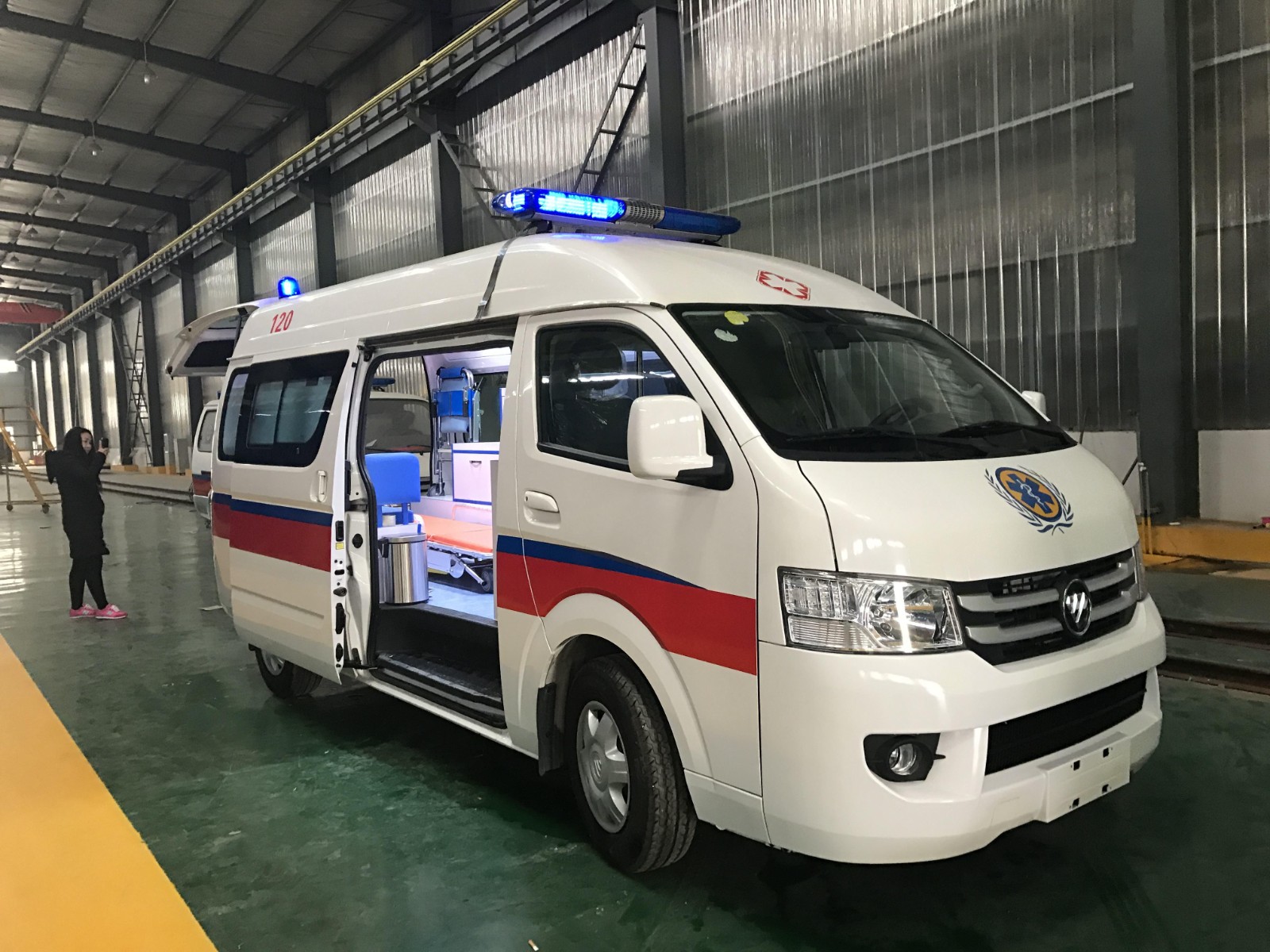 梅河口市救护车转院